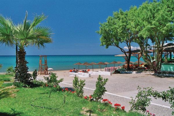 Antonios Village Hotel & Apartments Arkoudi Exteriör bild