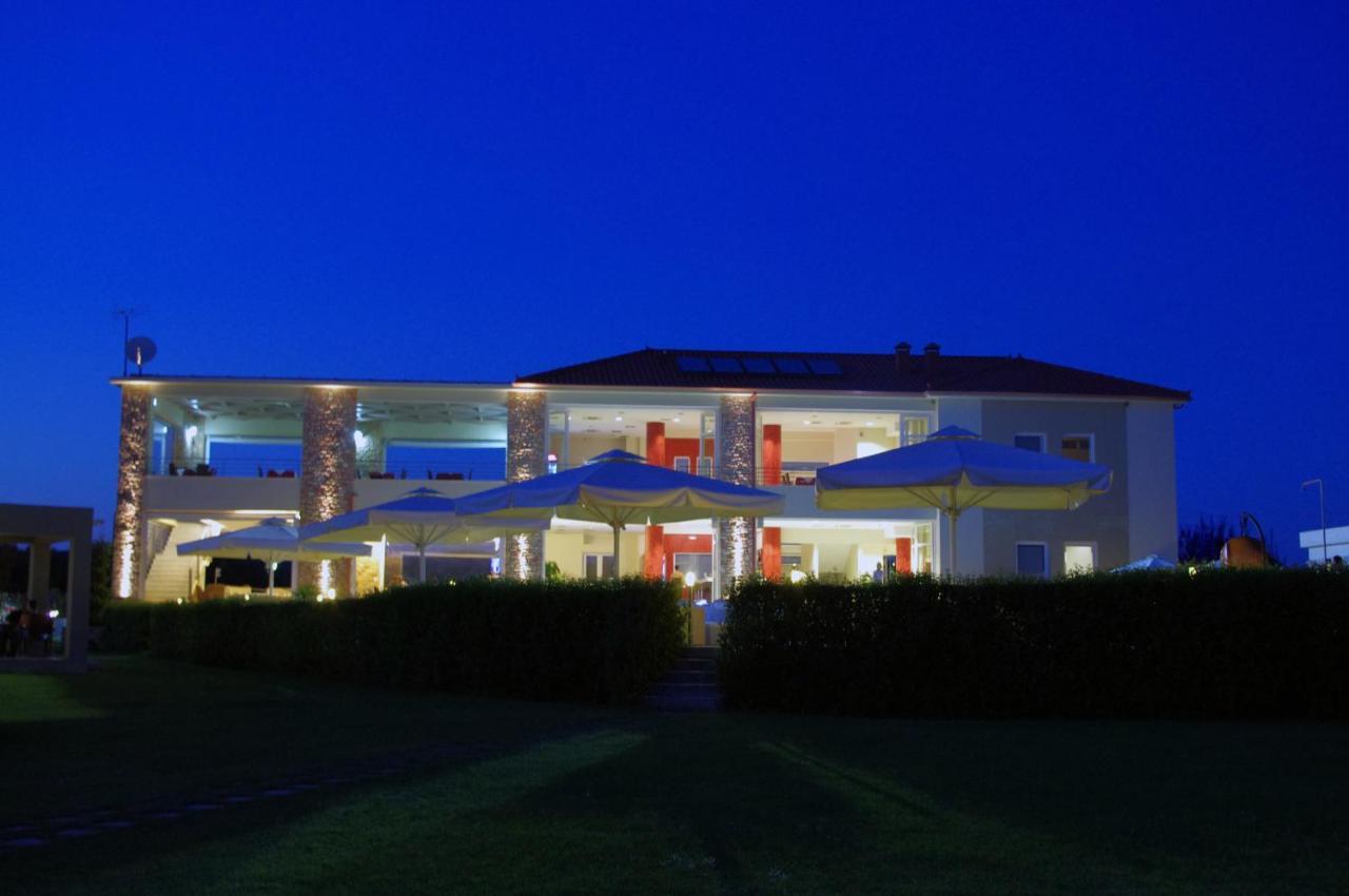 Antonios Village Hotel & Apartments Arkoudi Exteriör bild