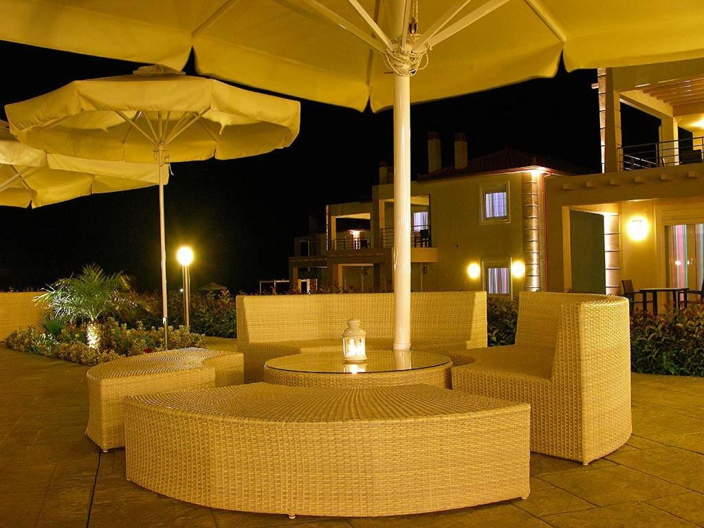 Antonios Village Hotel & Apartments Arkoudi Exteriör bild
